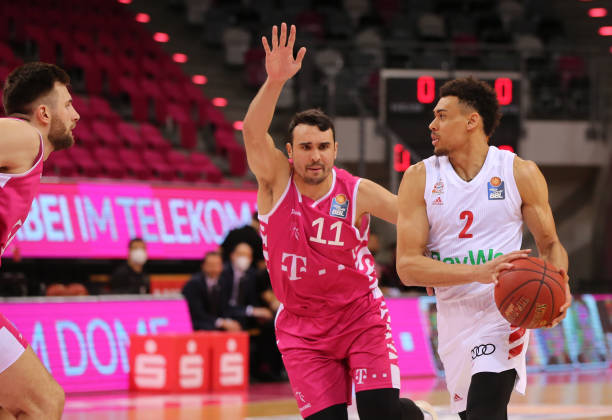 对手之一 对手之一