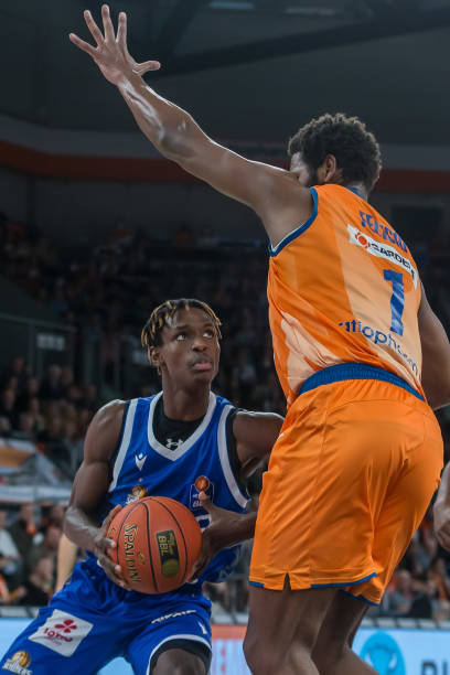 众星哀悼若 众星哀悼若